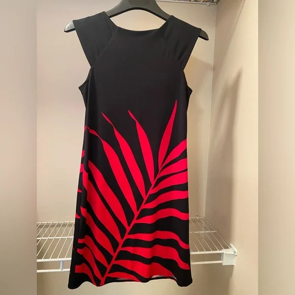 Red and black London Times Petites dress with cap sleeves size 8P - Picture 4 of 8